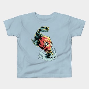 Fish wearing gas mask in polluted water Kids T-Shirt